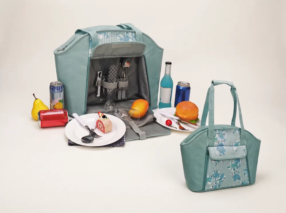 Cestas de picnic personalizados con logo — DPR merchandising corporativo